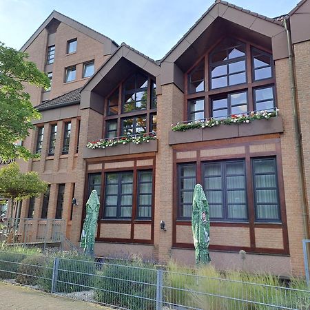 Leine Hotel Pattensen Exterior foto